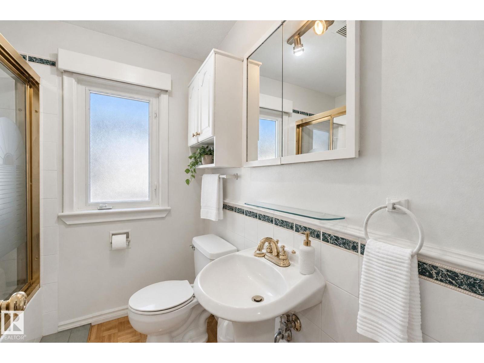 11946 70 ST NW - Image 5