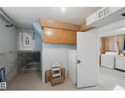 11946 70 St Nw, Edmonton, AB T5B1T9 Photo 11