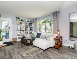 104 15991 Thrift Avenue, White Rock, BC V4B2M9 Photo 8