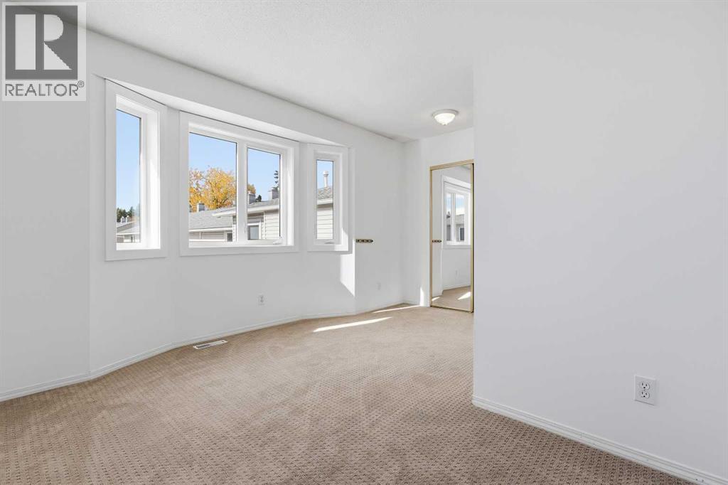 225 Killarney Glen Court SW photo 25