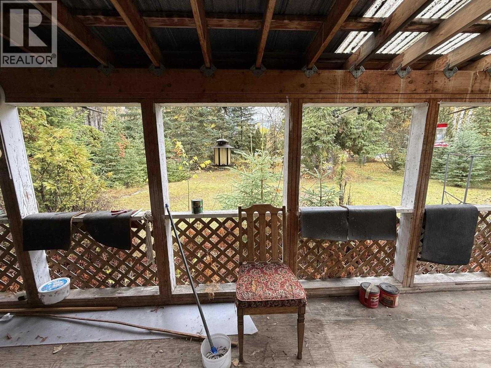 2064 WEST FRASER ROAD - 34