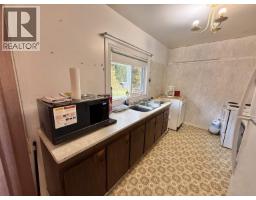 2064 West Fraser Road, Quesnel, BC V2J6J7 Photo 12
