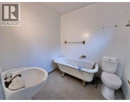 2064 West Fraser Road, Quesnel, BC V2J6J7 Photo 22