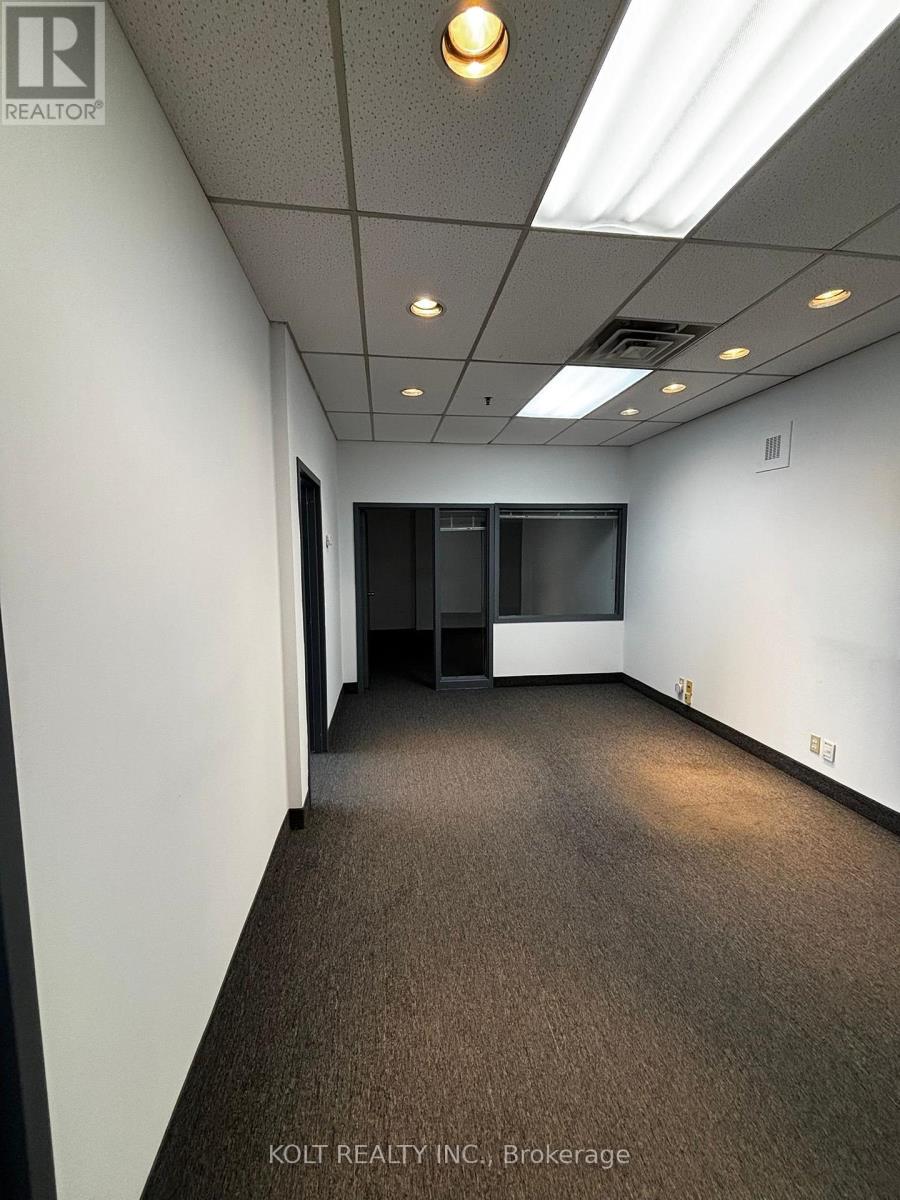 UNIT 6 - 931 PROGRESS AVENUE, Toronto (Woburn) — photo 2