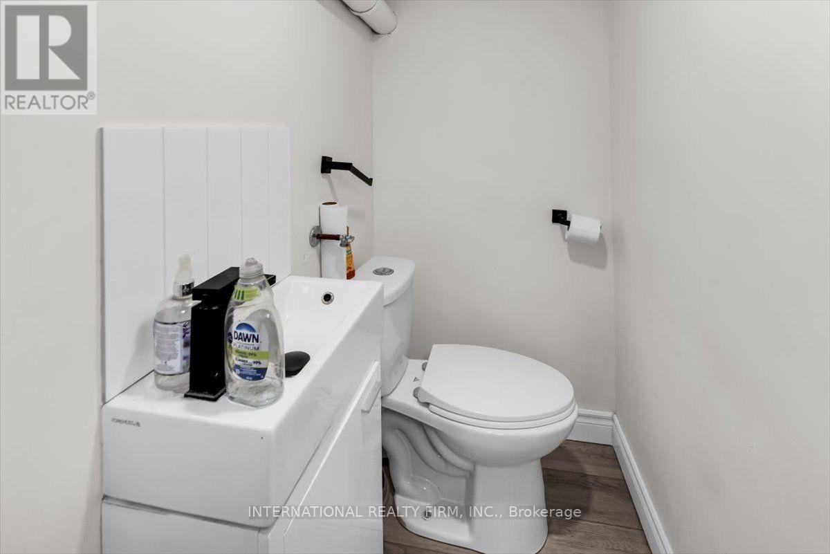 783 Danforth Avenue — photo 17