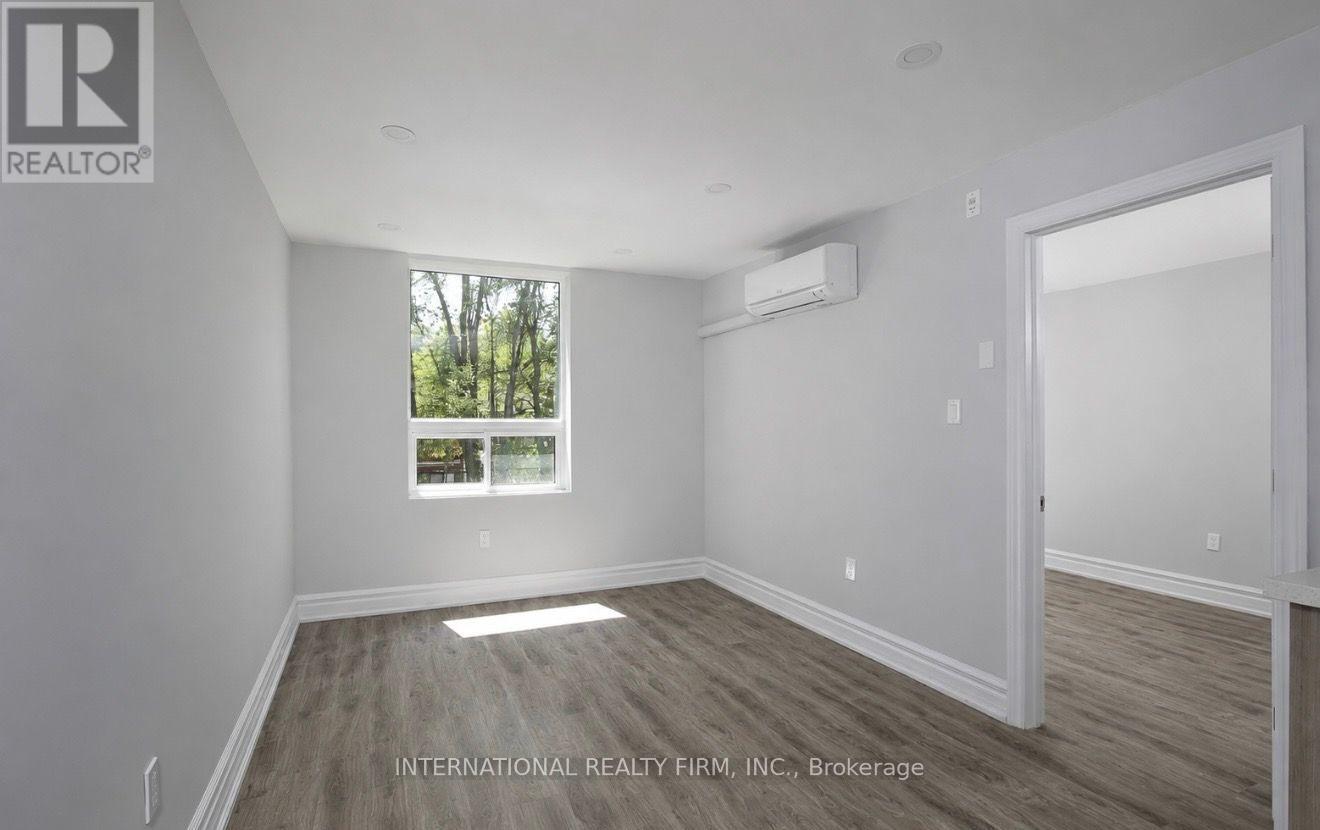 783 Danforth Avenue — photo 44