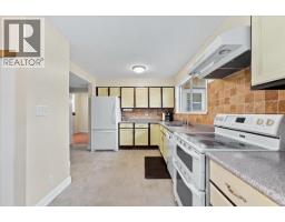 3040 Paisley Road, North Vancouver, BC V7R1C8 Photo 12