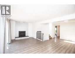 28 Midpark Gardens SE - photo 5