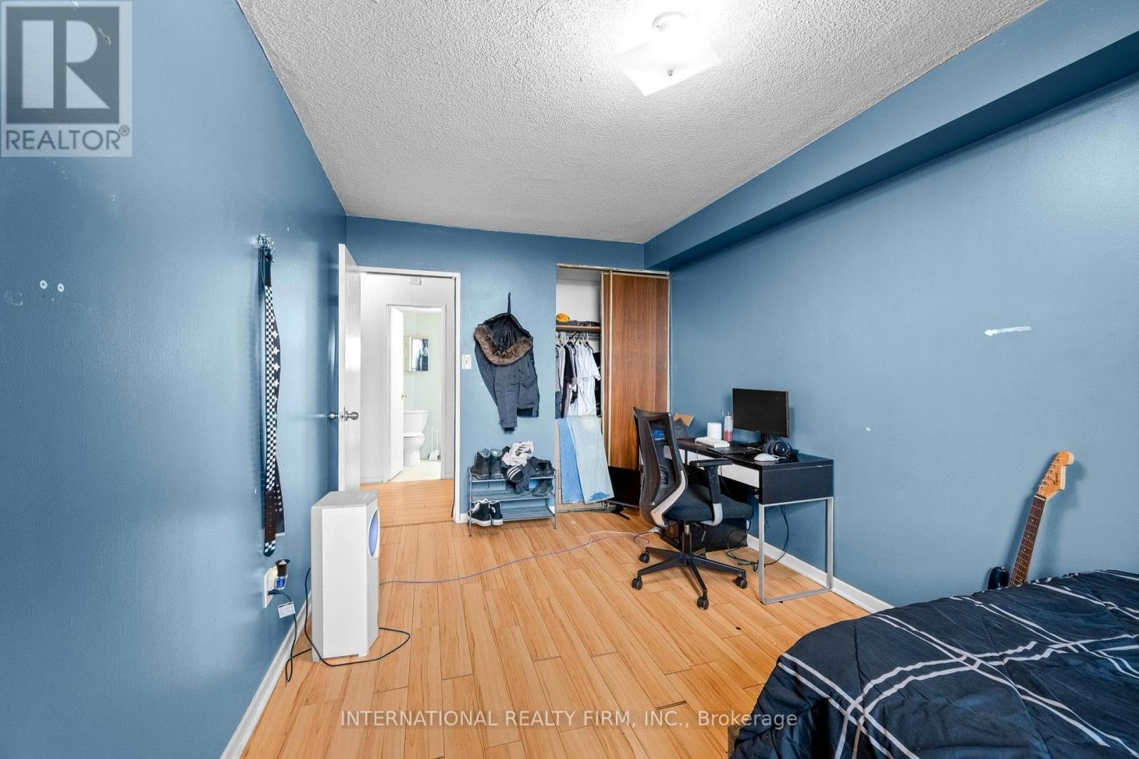 #503 75 EMMETT AVENUE - 21