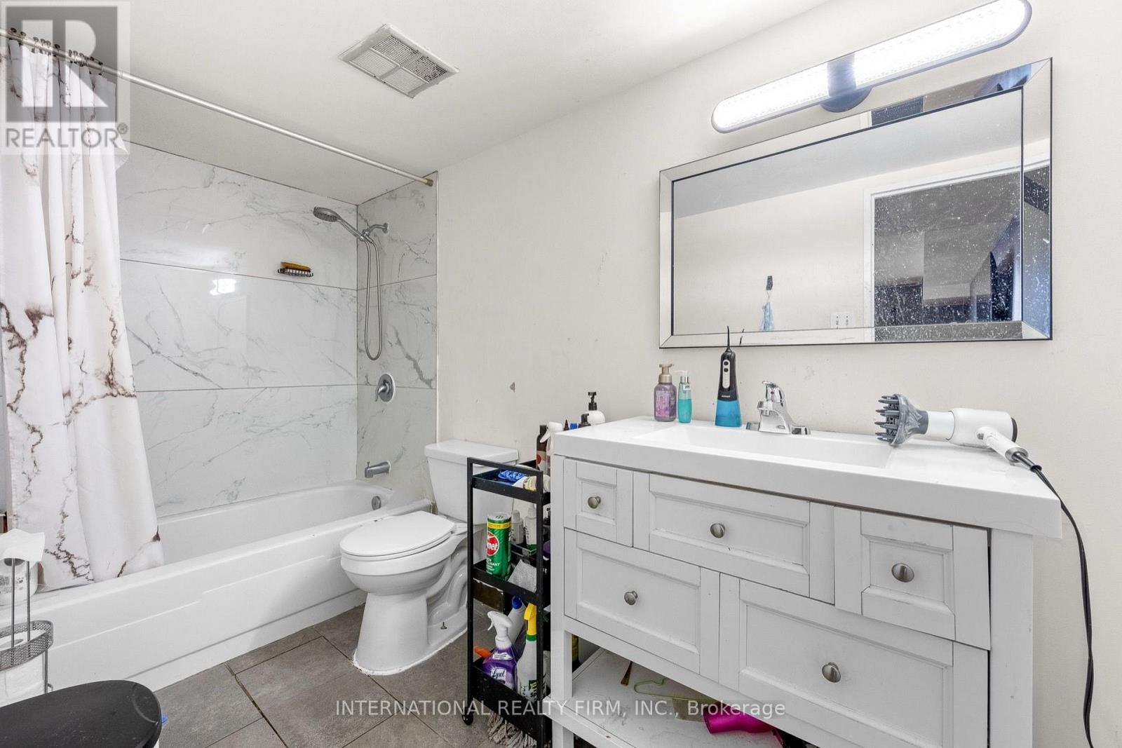 #503 75 EMMETT AVENUE - 27