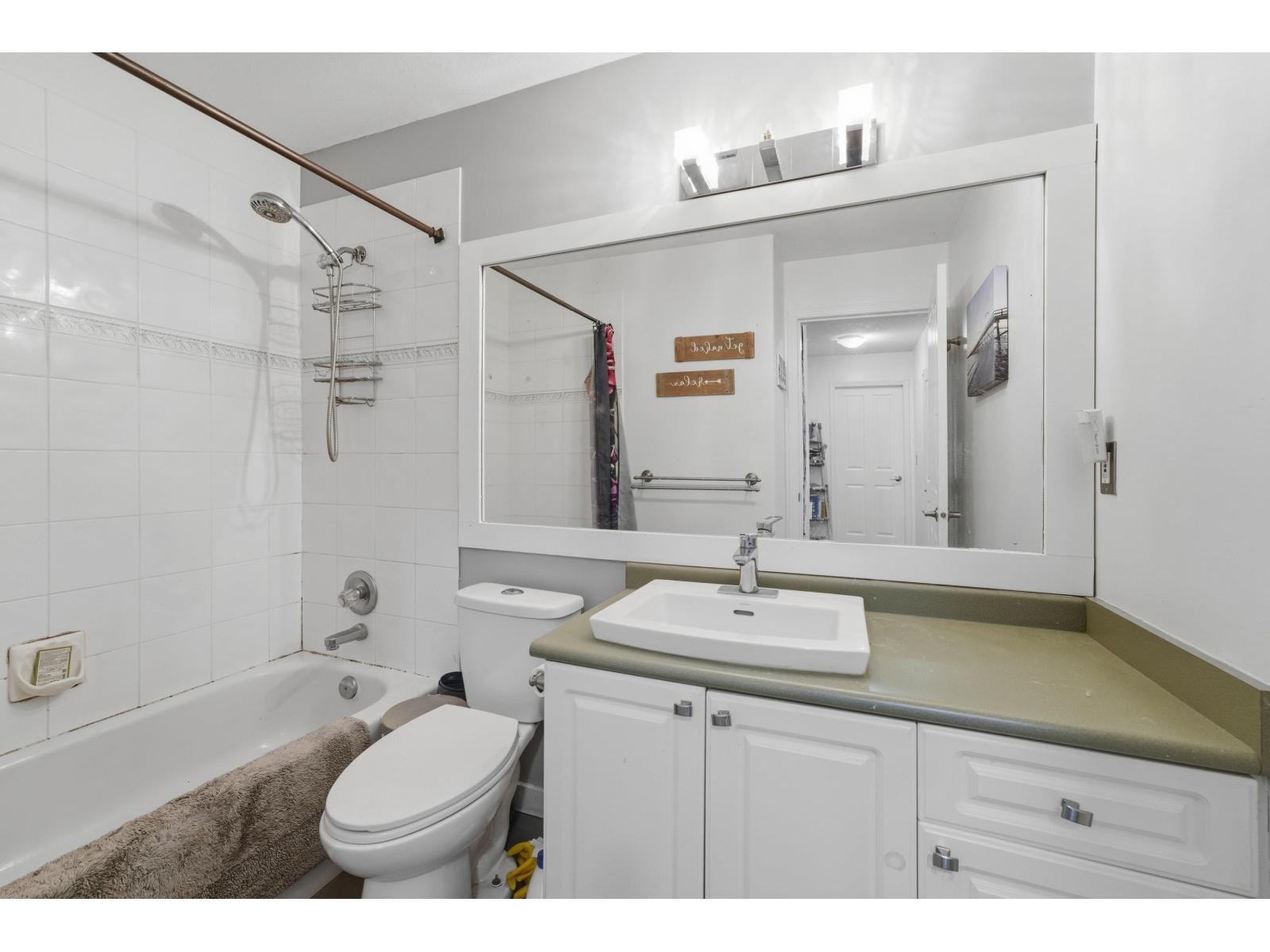 105 1153 VIDAL STREET, White Rock - Image 1