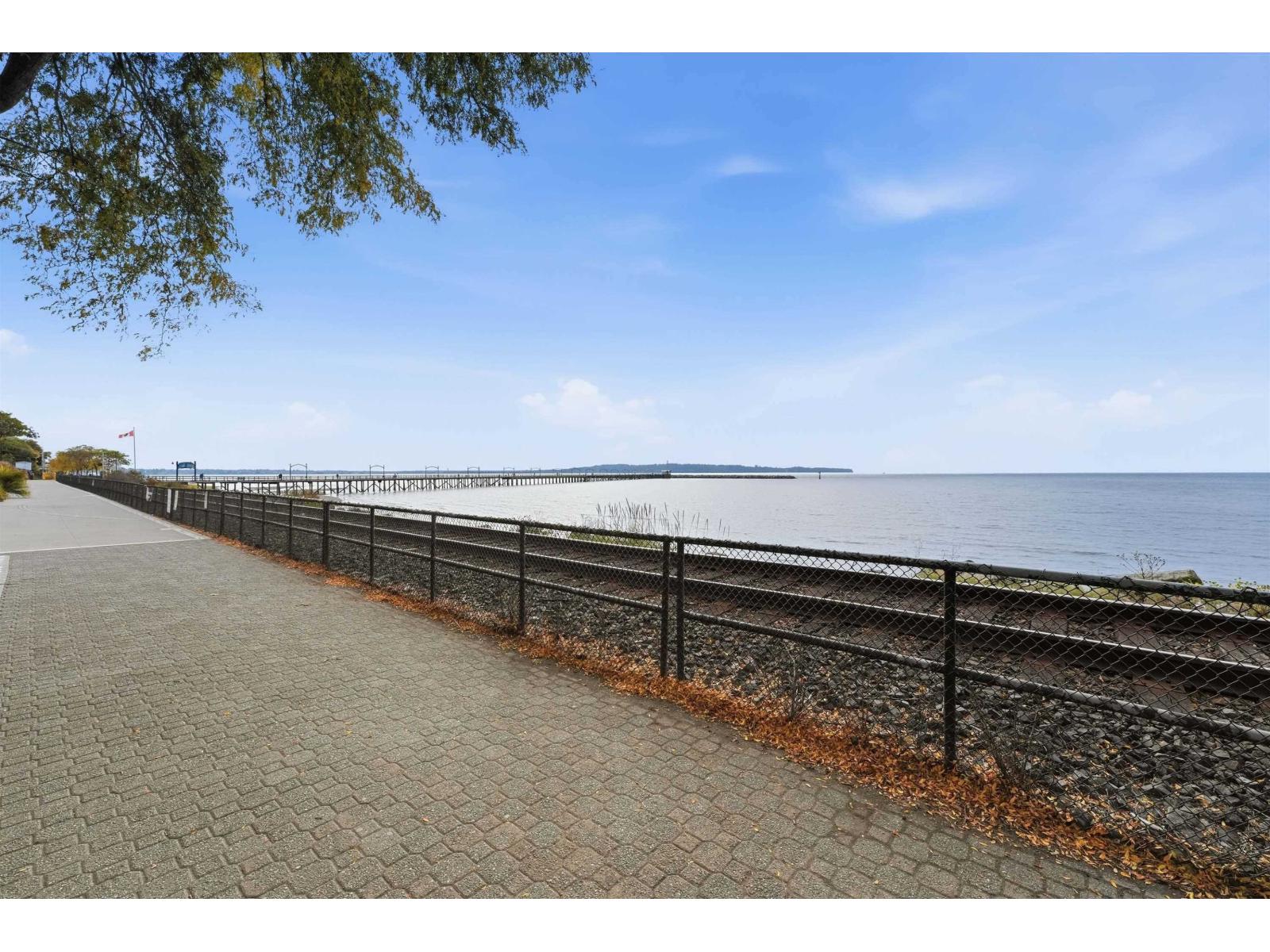 105 1153 VIDAL STREET, White Rock - Image 1
