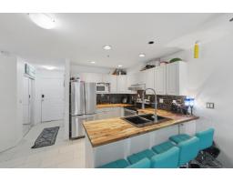 105 1153 Vidal Street, White Rock, BC V4B3T4 Photo 11