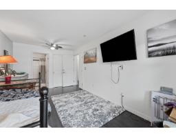 105 1153 Vidal Street, White Rock, BC V4B3T4 Photo 13