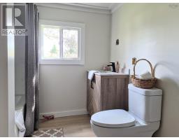 25 Brentwood Estates, Amherst, NS B4H4G5 Photo 14