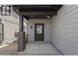 1600, 15 Coopersfield Link SW - photo 4