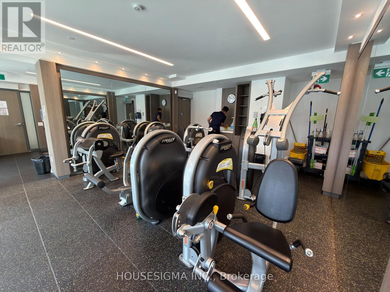77 Shuter Street — photo 16