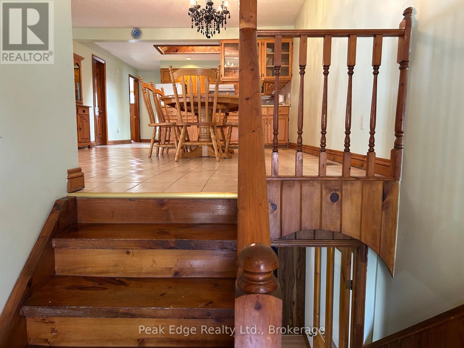 120 VICTORIA STREET W, Southgate — photo 3