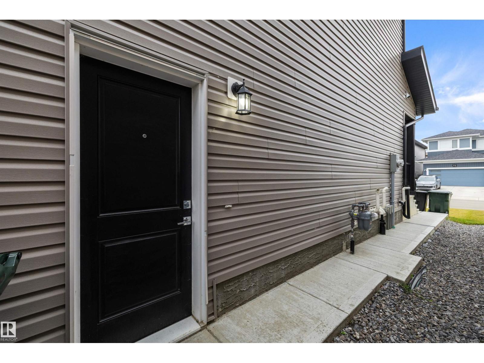 74 Penn Place, photo 27