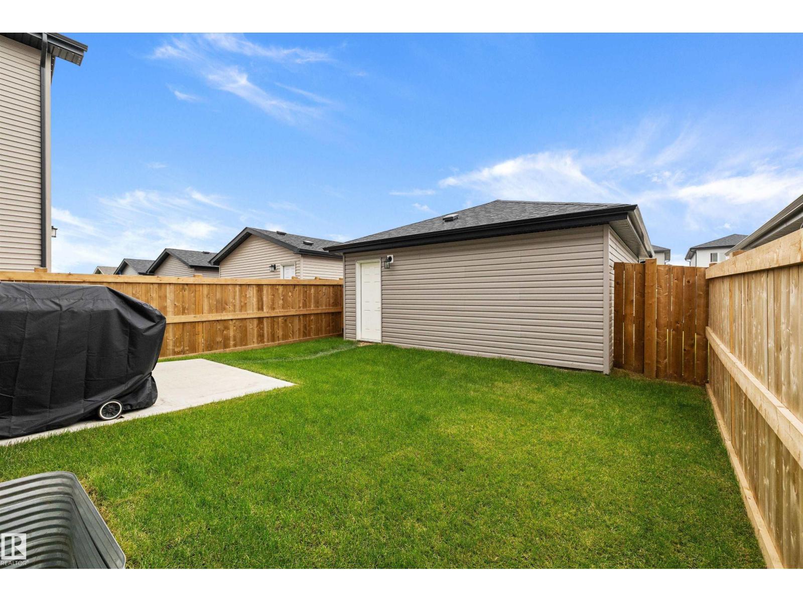 74 Penn Place, photo 42