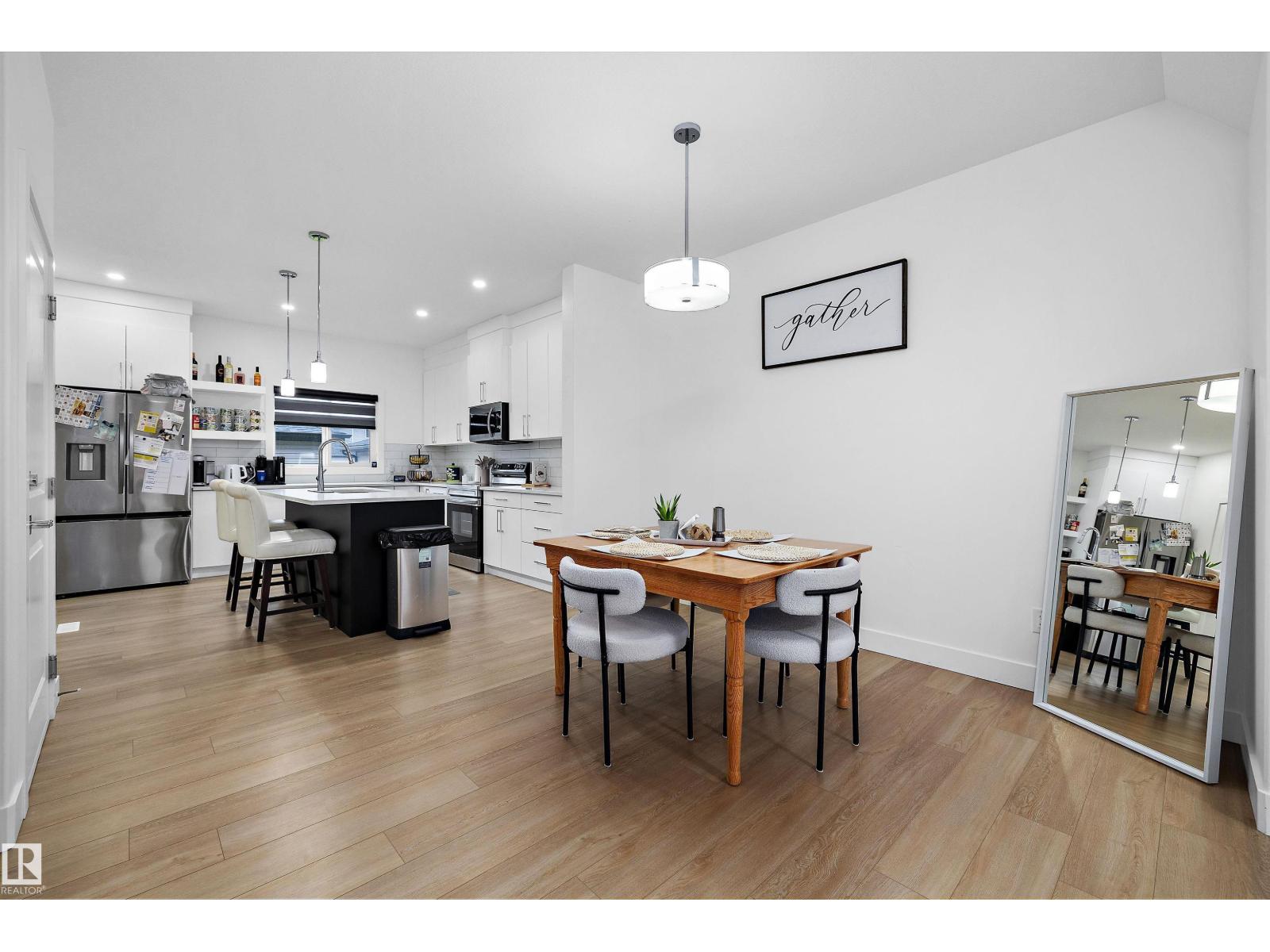 74 Penn Place, photo 8