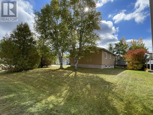 34 LYNNE CT - Image 3