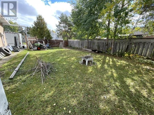 34 LYNNE CT - Image 4