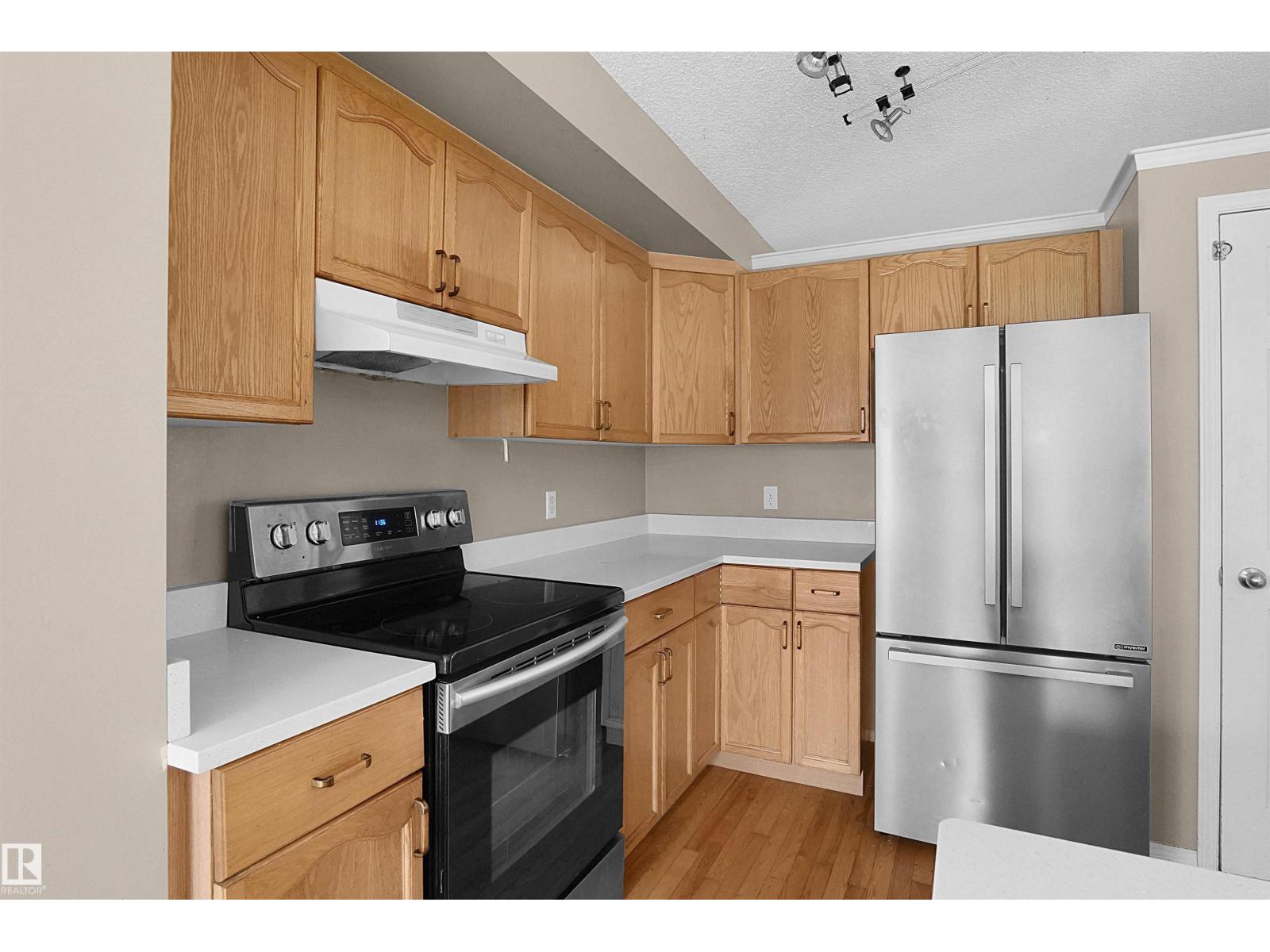 16112 92 Street NW, photo 13