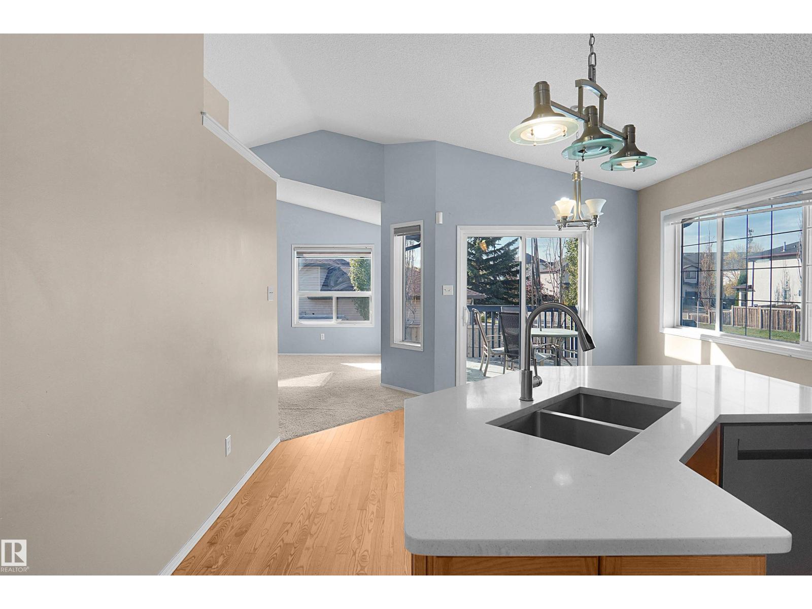 16112 92 Street NW, photo 15
