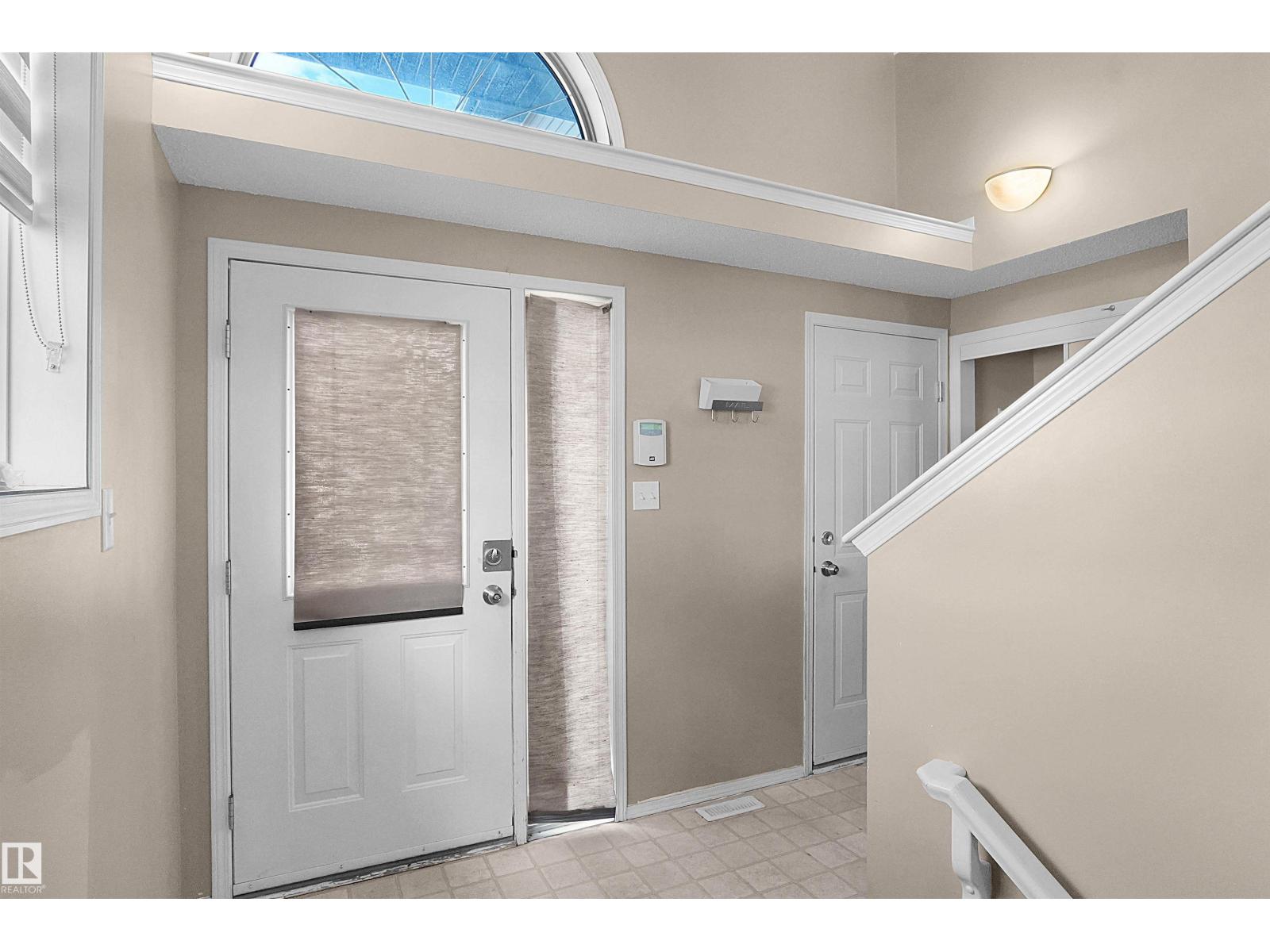 16112 92 Street NW, photo 4
