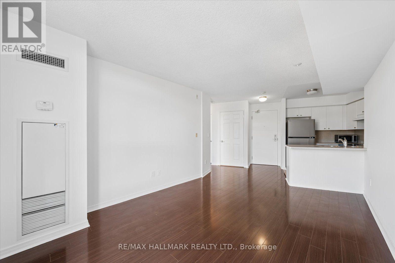 #915 18 VALLEY WOODS ROAD - 17