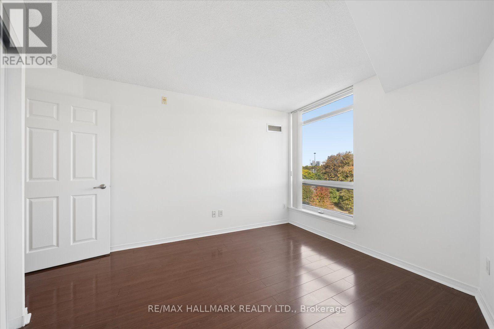 #915 18 VALLEY WOODS ROAD - 22