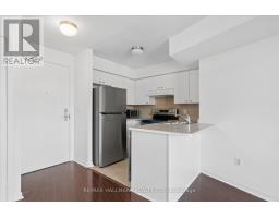 915 - 18 Valley Woods Road, Toronto, ON M3A0A1 Photo 8