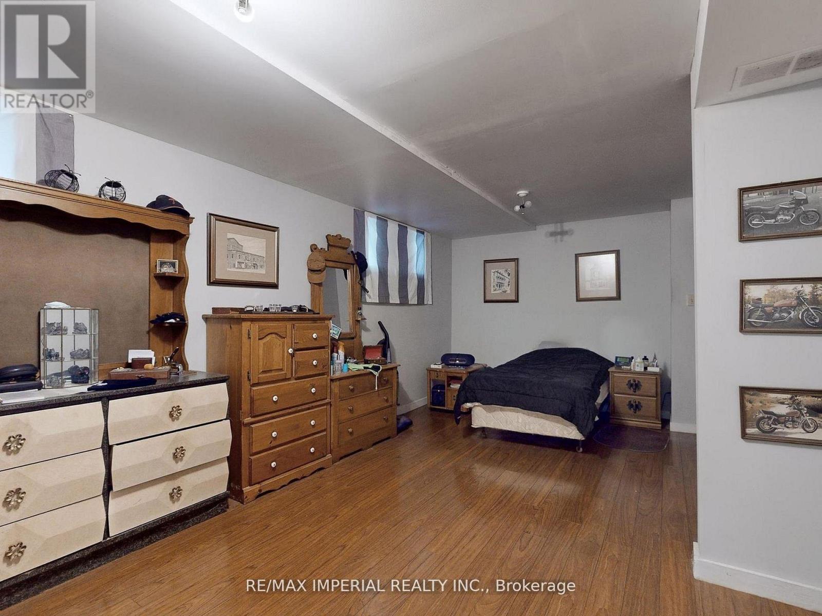 22 RATCLIFF ROAD - 26