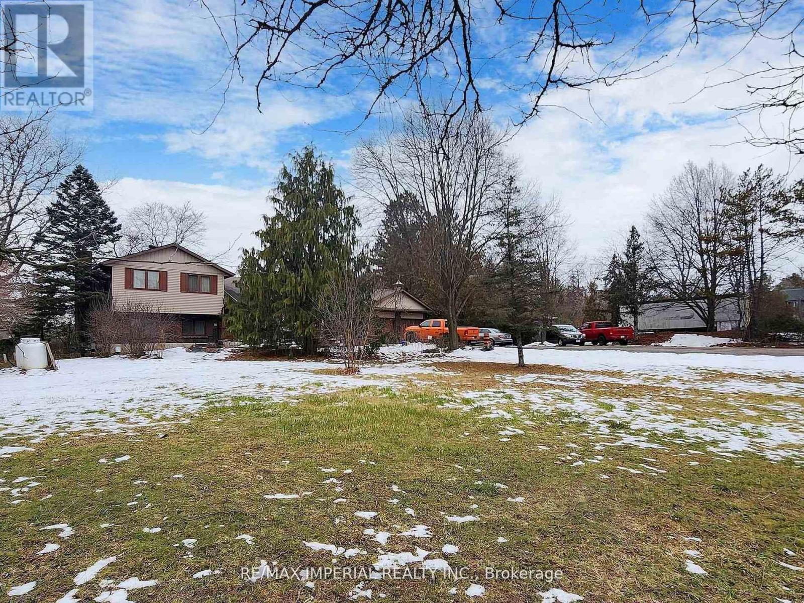 22 Ratcliff Road, Whitchurch-Stouffville, ON photo 8