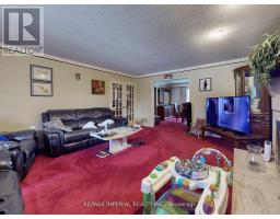 22 Ratcliff Road, Whitchurch Stouffville, ON L4A7X5 Photo 12