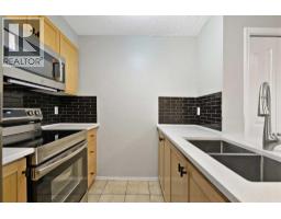 Kitchen - 4313, 60 Panatella Street Nw, Calgary, AB T3K0M2 Photo 7