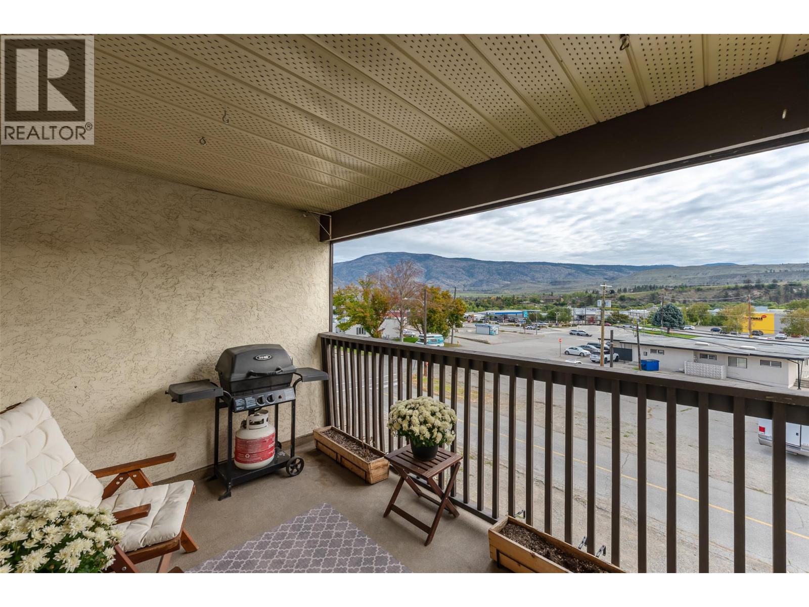 529 Co-Op Avenue Unit# 10, Oliver