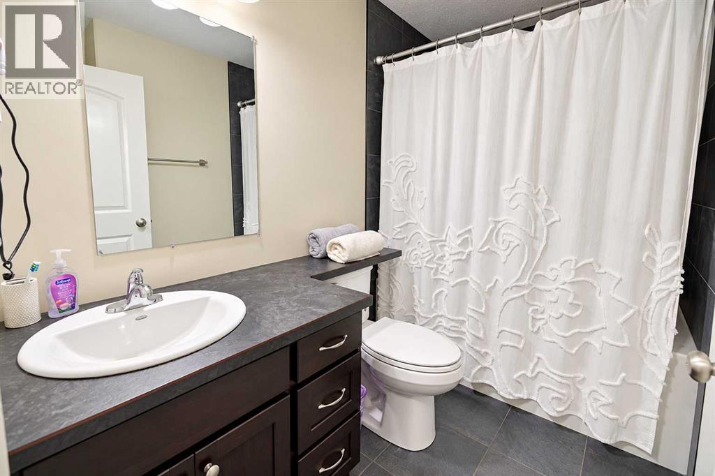 422 11 Street, photo 28 of 33