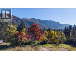 3930 3 Highway, Erickson, BC V0B1K0 Photo 14
