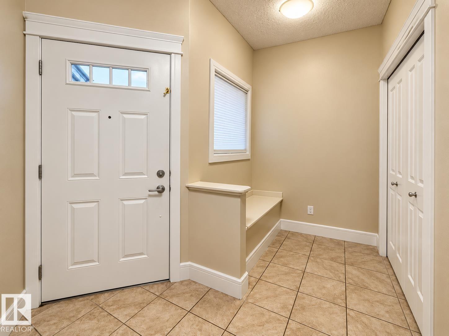 5636 Allbright Ba SW photo 4 — MLS® E4512726