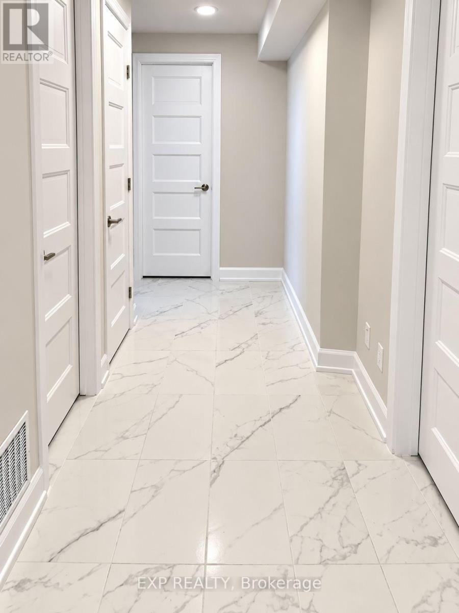B - 738 AZURE STREET, Russell — photo 12
