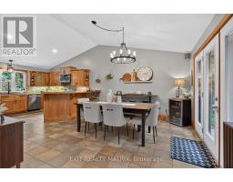 Foyer - 8010 Iveson Drive, Ottawa, ON K0A2P0 Photo 16
