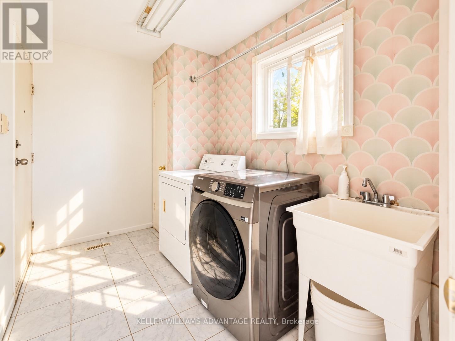 58 Ambercroft Boulevard, Toronto, ON photo 21