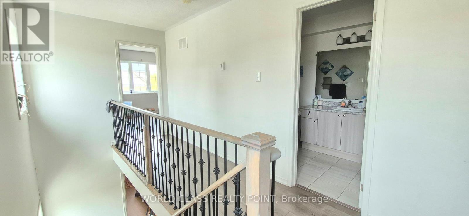 # 222- 2458 Rosedrop Path, Oshawa, ON photo 18
