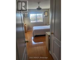 28 Spring Valley Court S, Brampton, ON L6P2E6 Photo 9