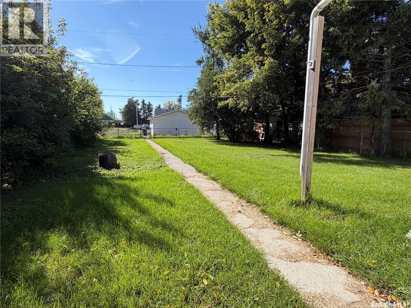 3347 3rd AVENUE E, Carrot River — photo 4