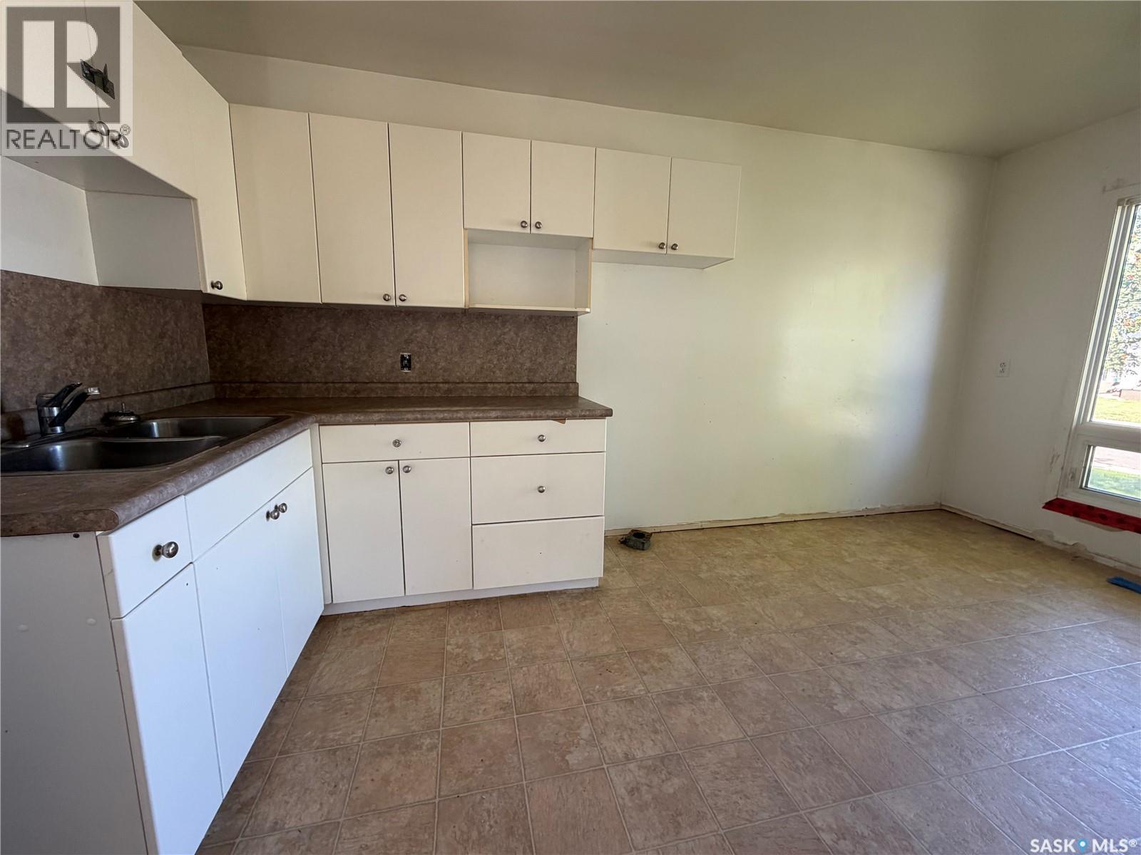 3347 3rd AVENUE E, Carrot River — photo 8