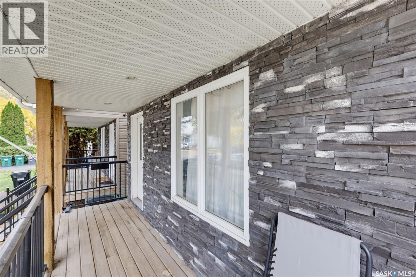 413 X AVENUE S, Saskatoon — photo 3