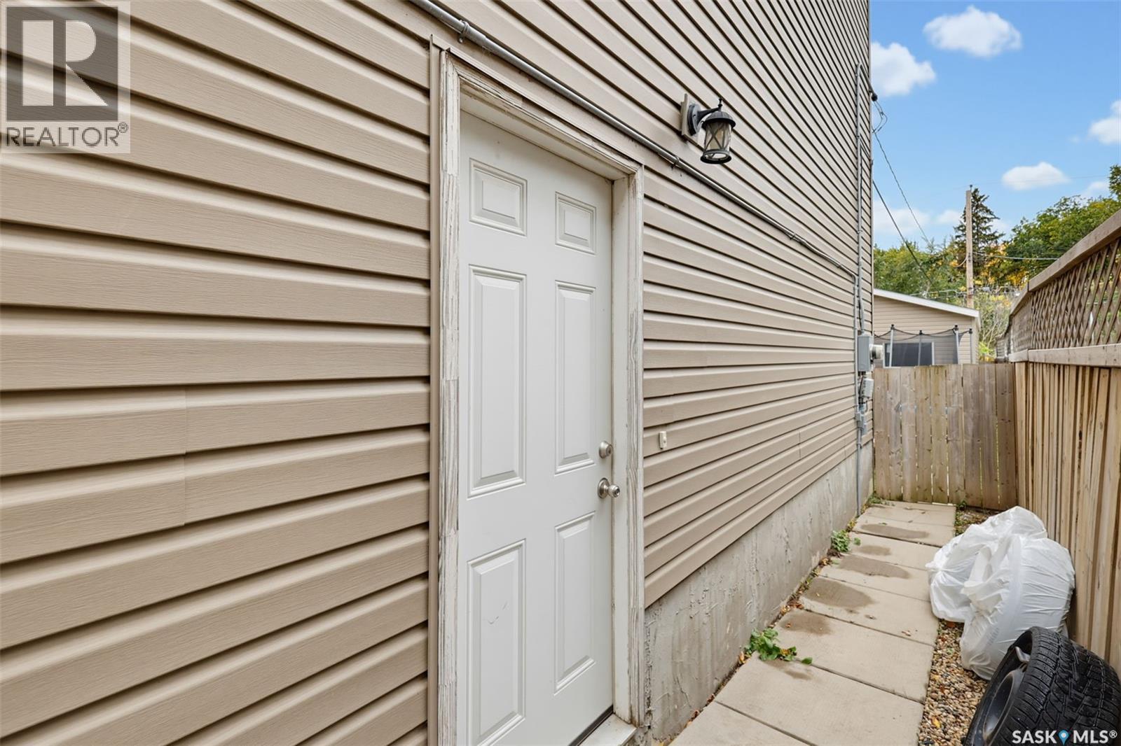 413 X AVENUE S - 39